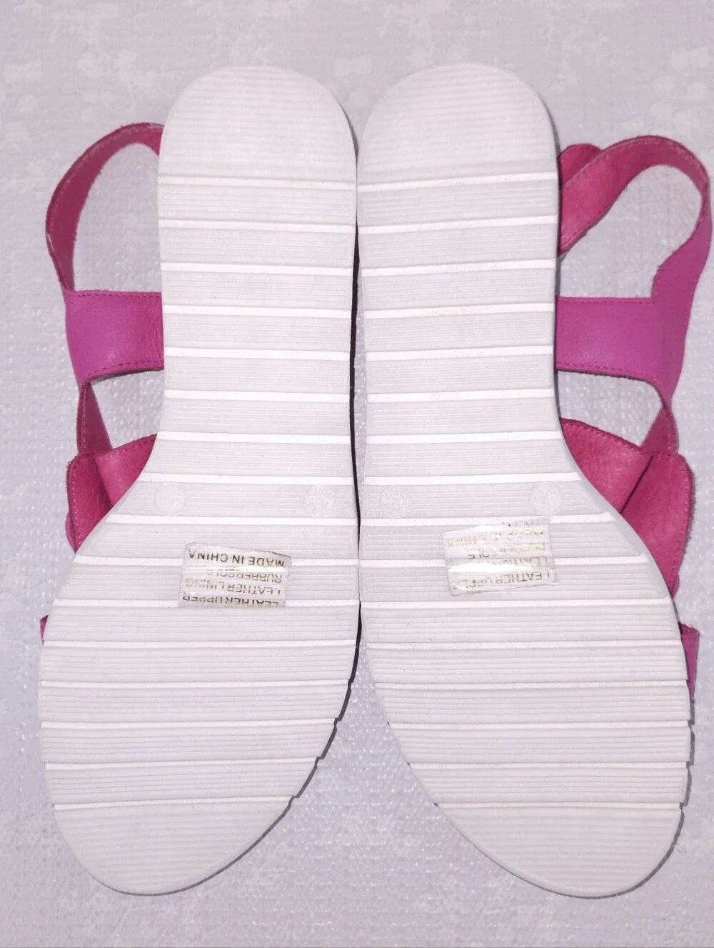 Django & Juliette Malika Slingback Platform Sandals Fuscia Leather